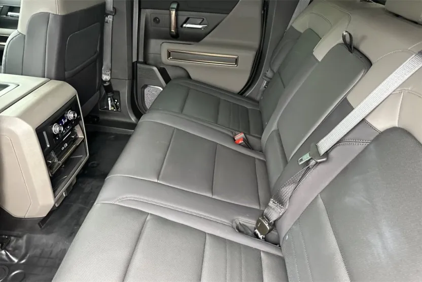 2025 Gmc Hummer EV photo 1