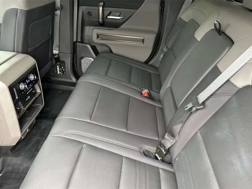 2025 Gmc Hummer EV photo 1