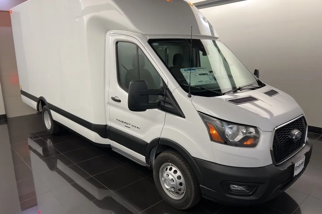 2025 Ford Transit photo 1