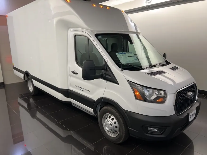 2025 Ford Transit photo 1