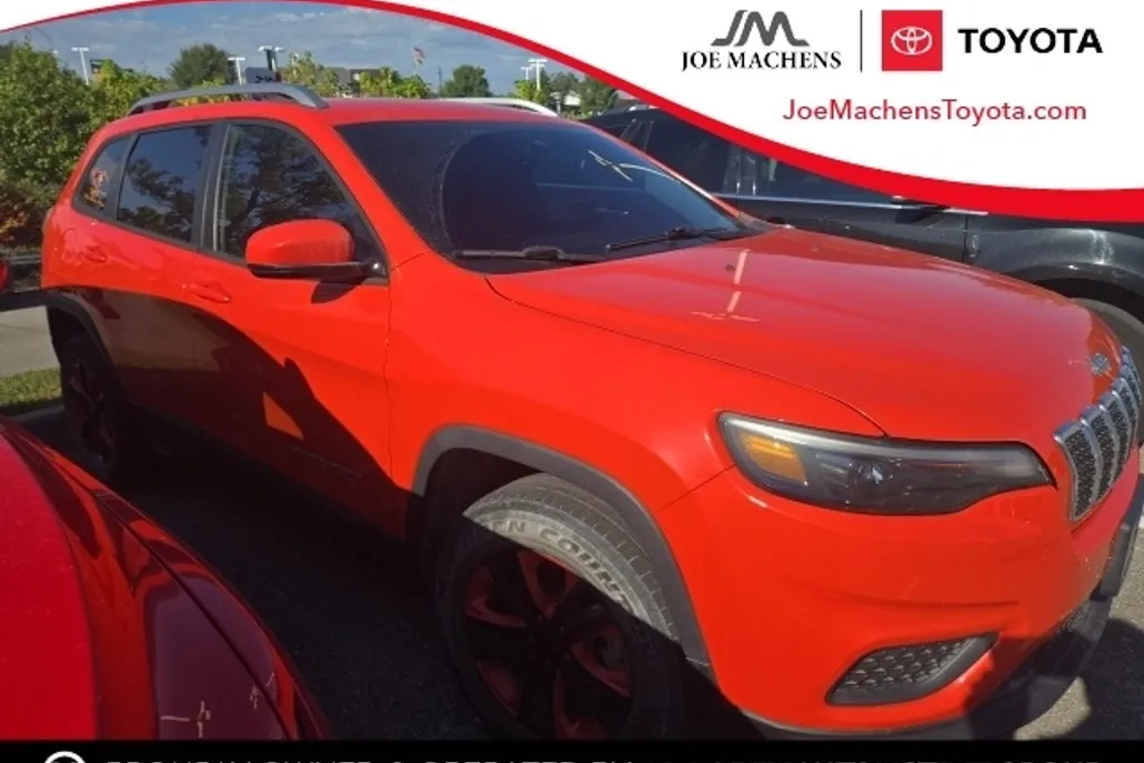 2021 Jeep Cherokee Latitude photo 1
