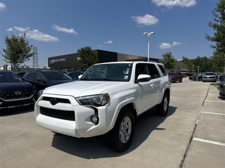 2019 Toyota 4Runner SR5 Premium photo 1