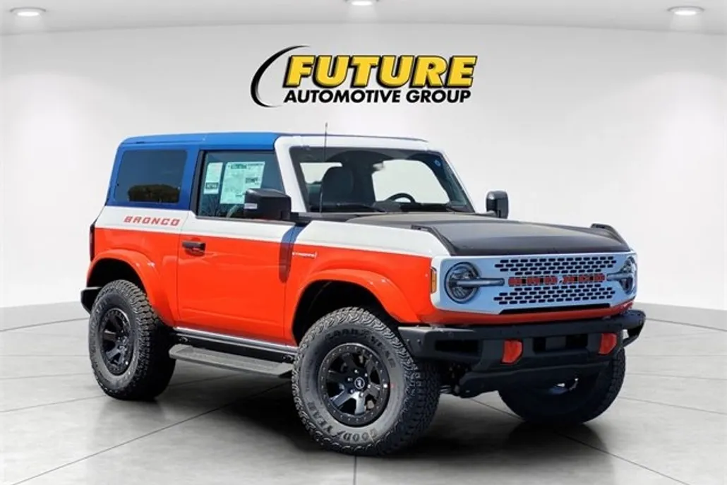 2025 Ford Bronco First Edition photo 1