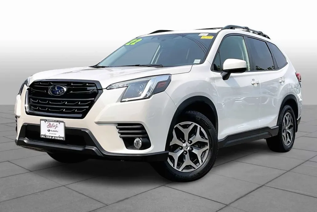 2022 Subaru Forester Premium photo 1