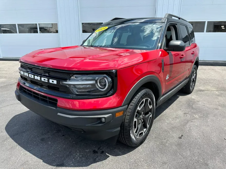 2021 Ford Bronco Sport Outer Banks photo 1