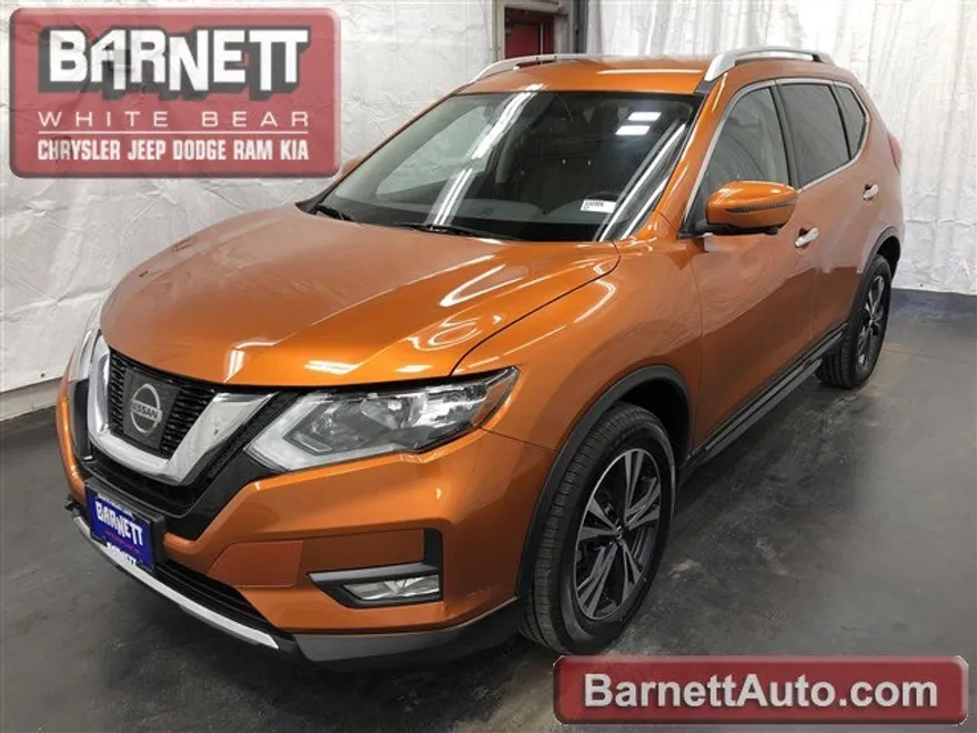 2017 Nissan Rogue SL photo 1