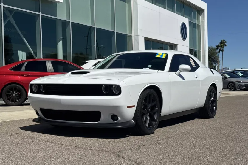 2021 Dodge Challenger GT photo 1