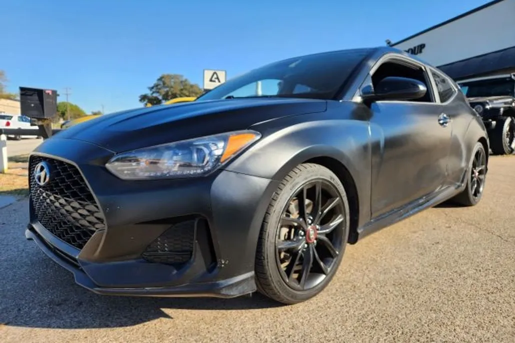 2019 Hyundai Veloster Turbo R-Spec photo 1