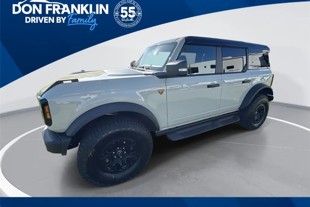 2025 Ford Bronco Badlands photo 1
