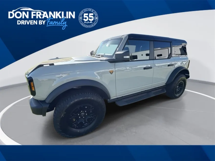 2025 Ford Bronco Badlands photo 1
