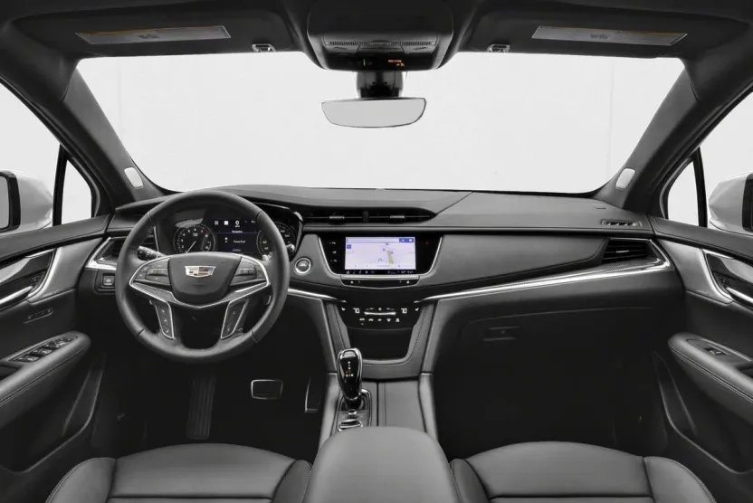 2025 Cadillac XT5 Sport photo 1