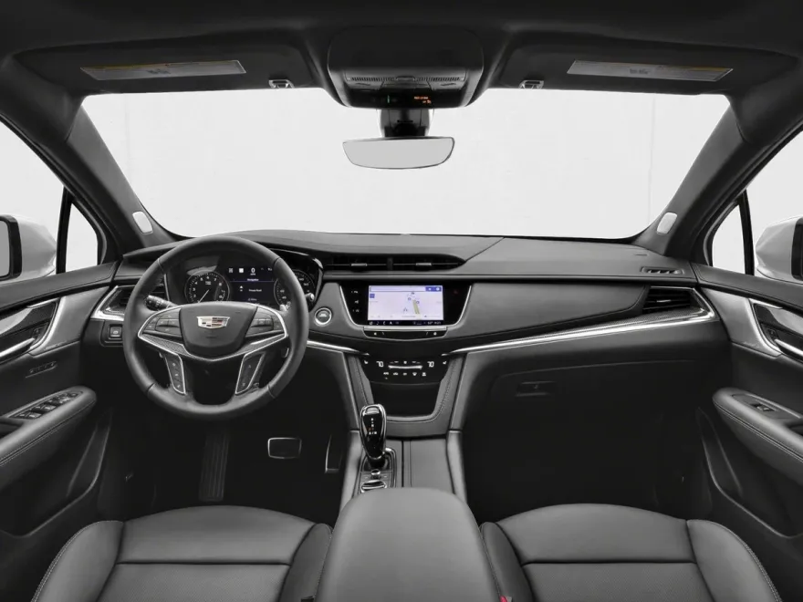 2025 Cadillac XT5 Sport photo 1