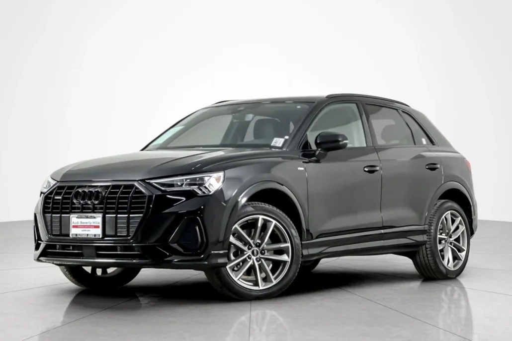 2025 Audi Q3 S line Premium 45 TFSI photo 1