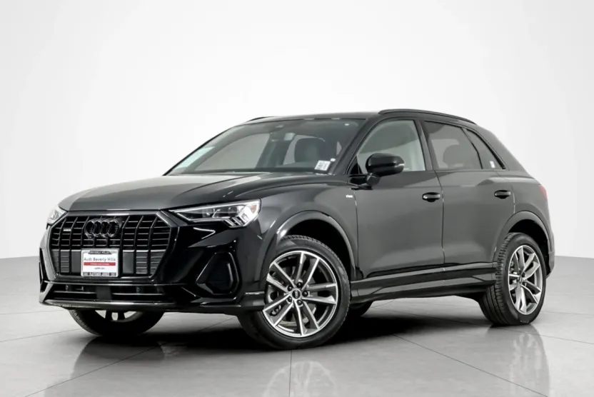 2025 Audi Q3 S line Premium 45 TFSI photo 1