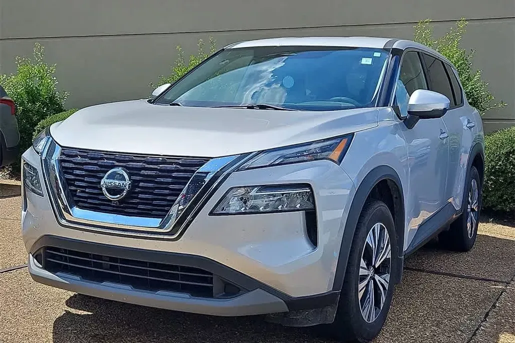 2021 Nissan Rogue SV photo 1