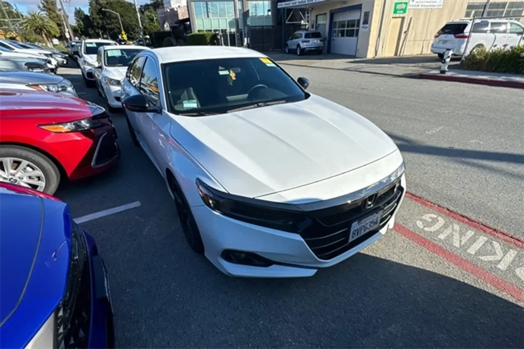 2021 Honda Accord Sport photo 1