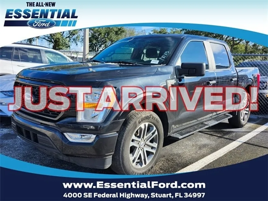 2022 Ford F-150 XL photo 1