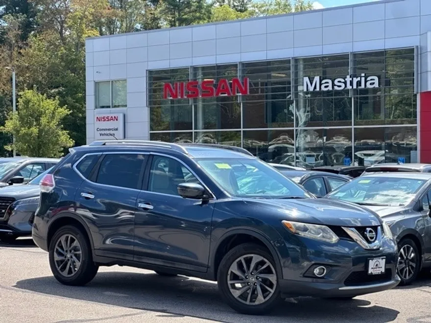 2016 Nissan Rogue SL photo 1