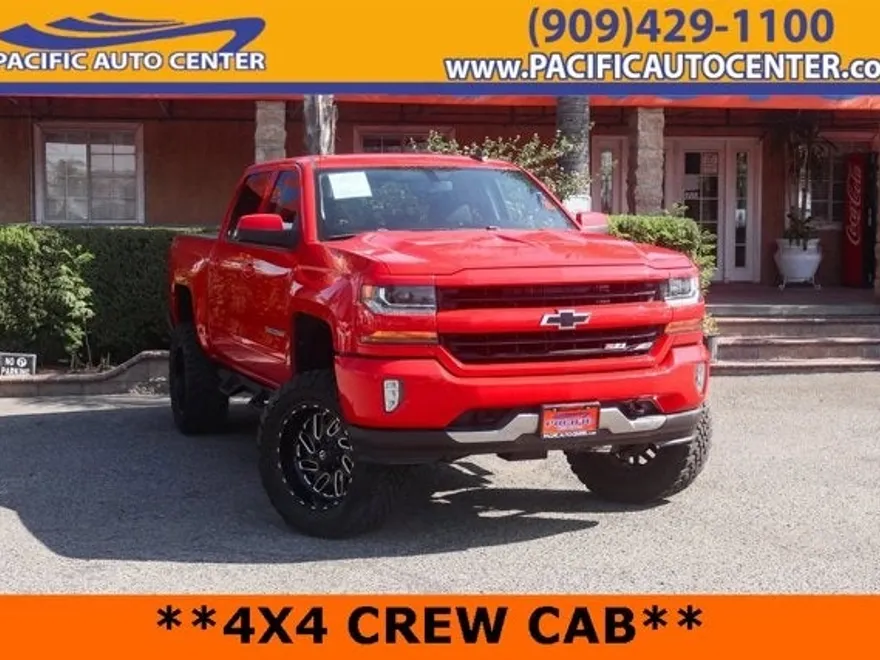 2018 Chevrolet Silverado 1500 LT photo 1