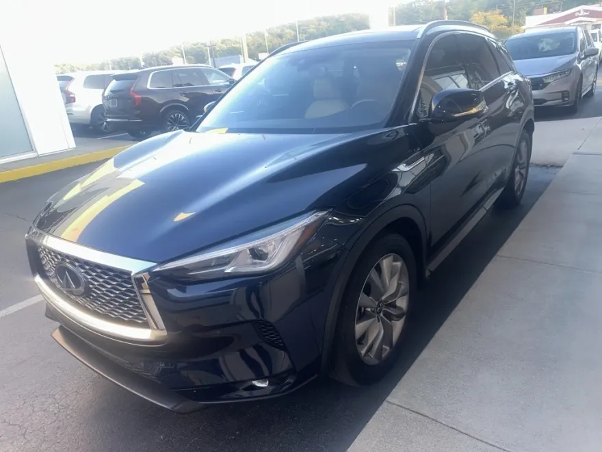 2021 Infiniti QX50 Essential photo 1
