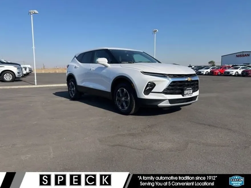 2025 Chevrolet Blazer 2LT photo 1