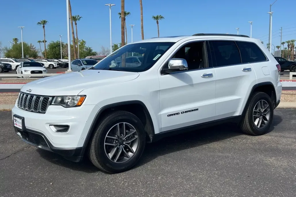 2020 Jeep Grand Cherokee Limited photo 1