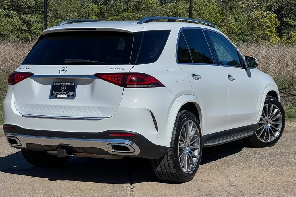 2022 Mercedes Benz GLE 350 4MATIC photo 1