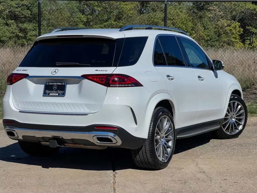 2022 Mercedes Benz GLE 350 4MATIC photo 1