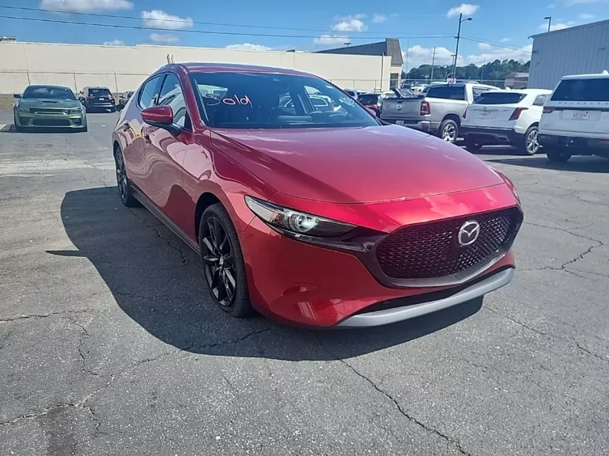 2021 Mazda Mazda3 Premium Hatchback photo 1