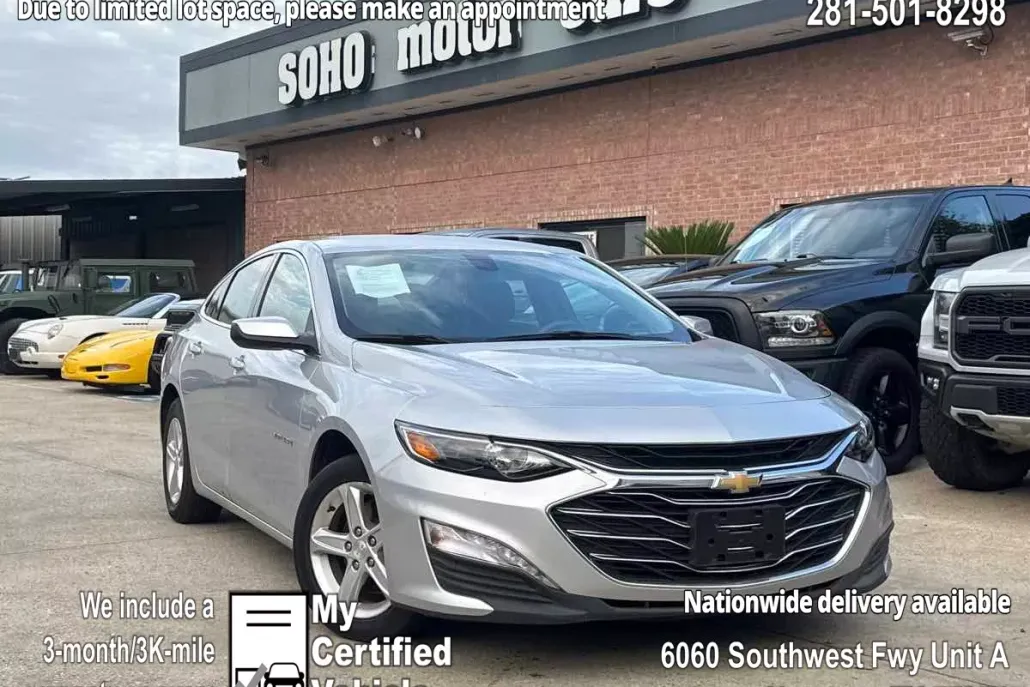 2022 Chevrolet Malibu photo 1
