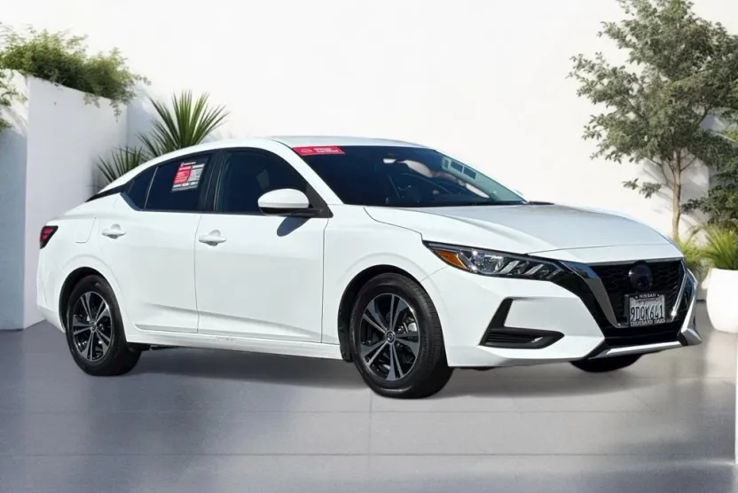 2022 Nissan Sentra SV photo 1