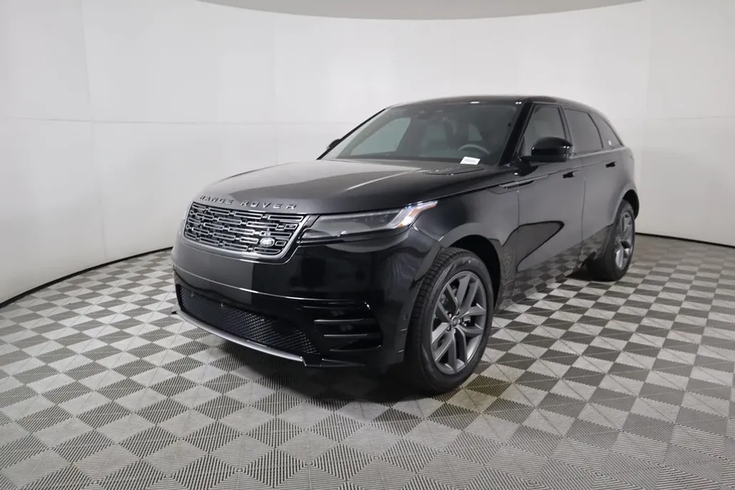 2026 Land Rover Range Rover Velar SE photo 1