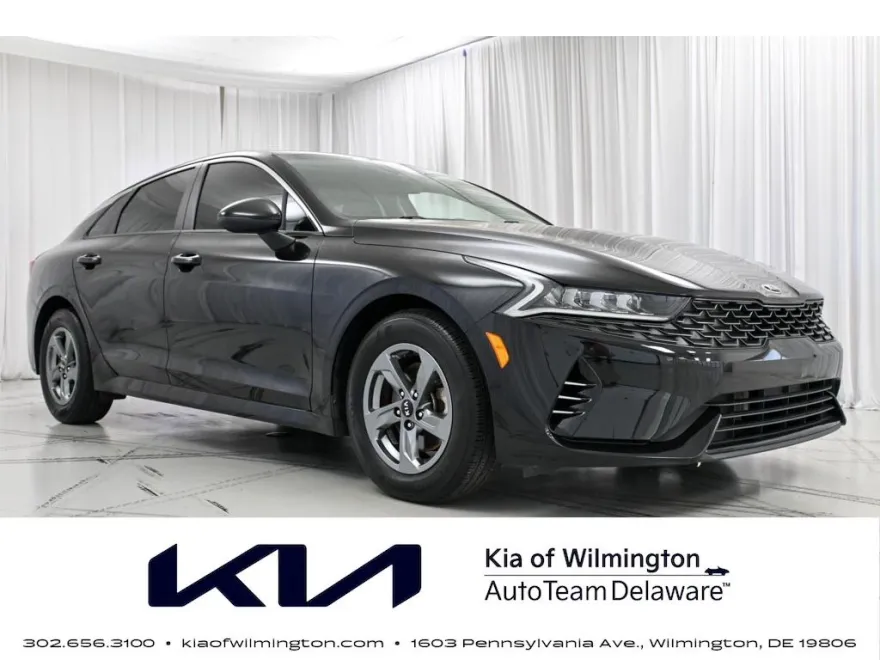 2021 Kia K5 LXS photo 1
