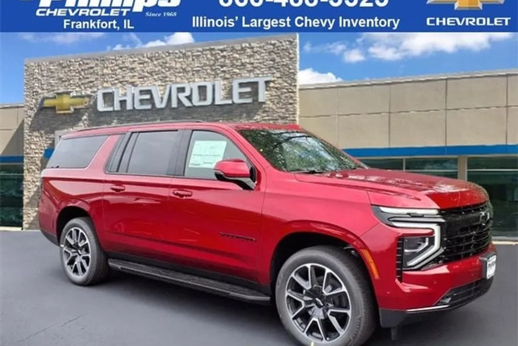 2025 Chevrolet Suburban RST photo 1
