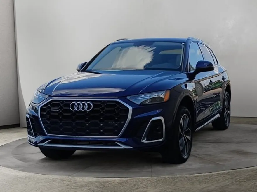 2024 Audi Q5 S line Premium photo 1
