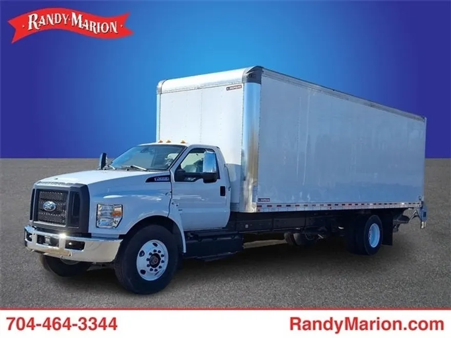 2023 Ford F-650 photo 1