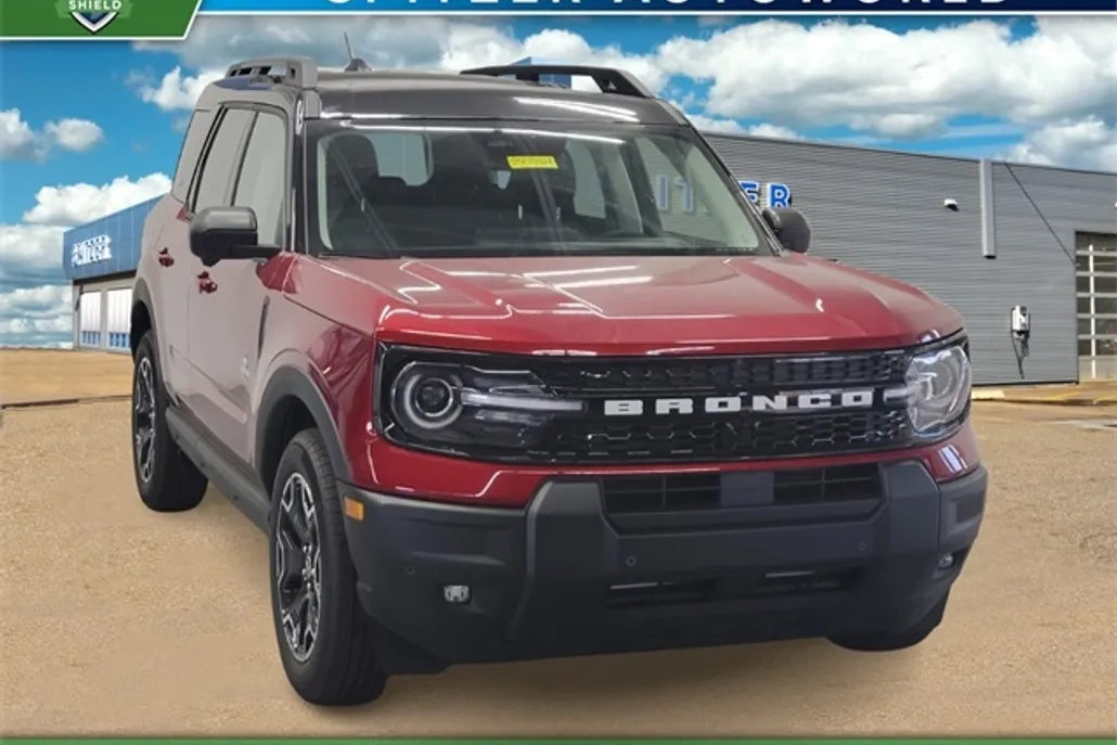 2025 Ford Bronco Sport Outer Banks photo 1