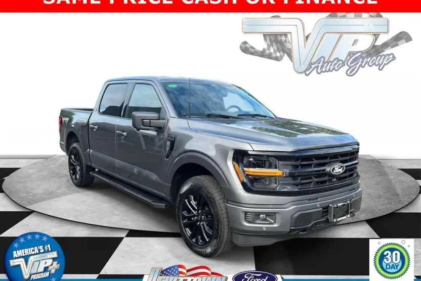 2025 Ford F-150 XLT photo 1