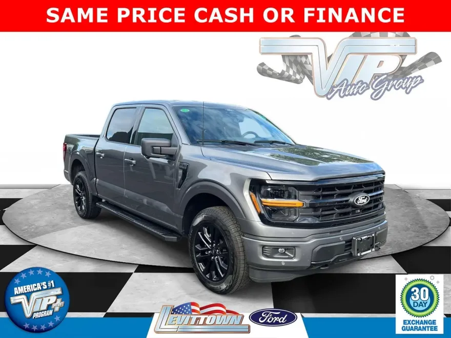 2025 Ford F-150 XLT photo 1