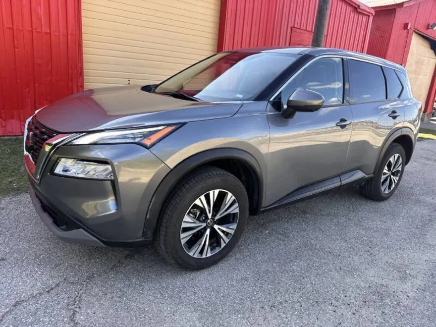 2021 Nissan Rogue SV photo 1