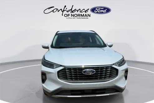 2025 Ford Escape Plug-In Hybrid photo 3