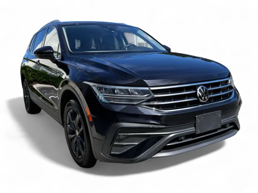 2022 Volkswagen Tiguan SE photo 1