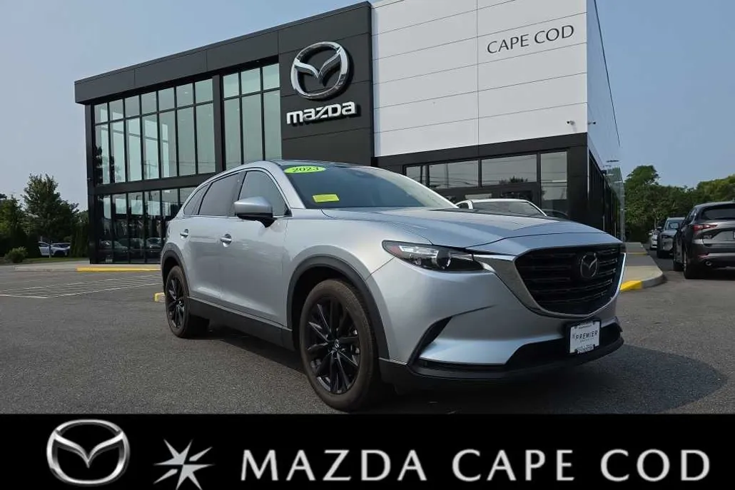 2023 Mazda CX-9 Touring photo 1