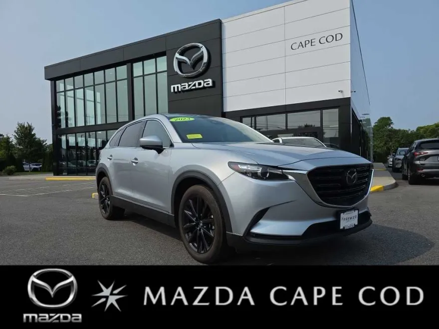 2023 Mazda CX-9 Touring photo 1