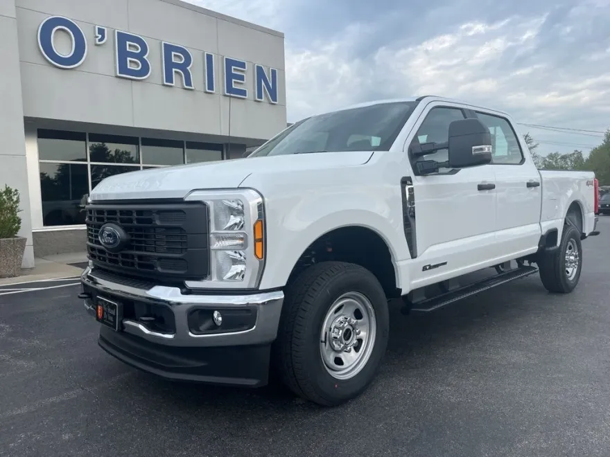 2025 Ford F-350 photo 1