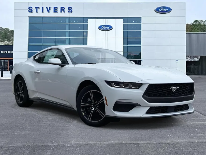 2025 Ford Mustang EcoBoost photo 1