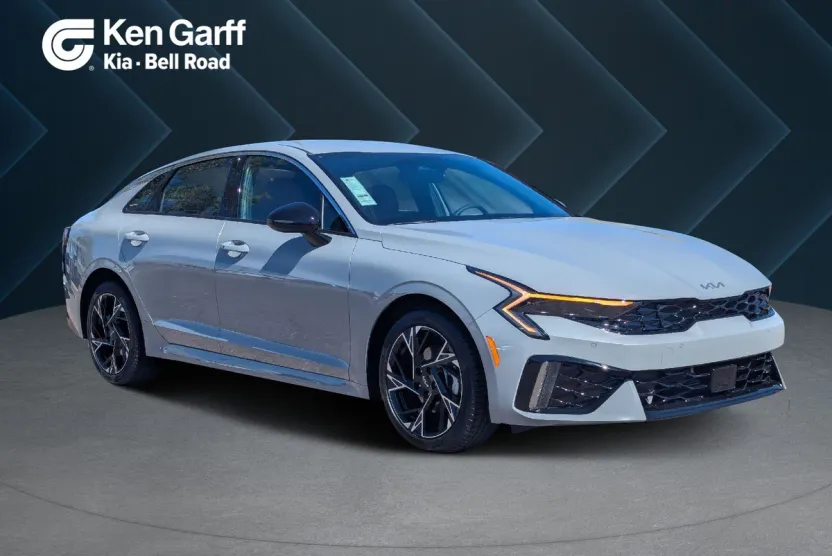 2026 Kia K5 GT-Line photo 1