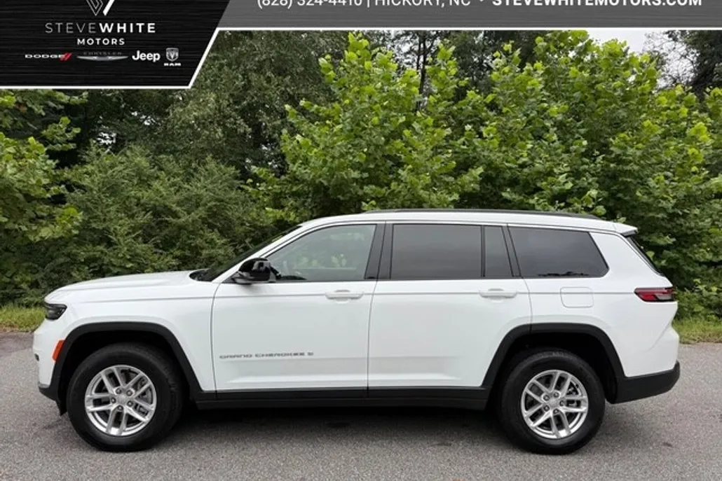 2025 Jeep Grand Cherokee Laredo X photo 1