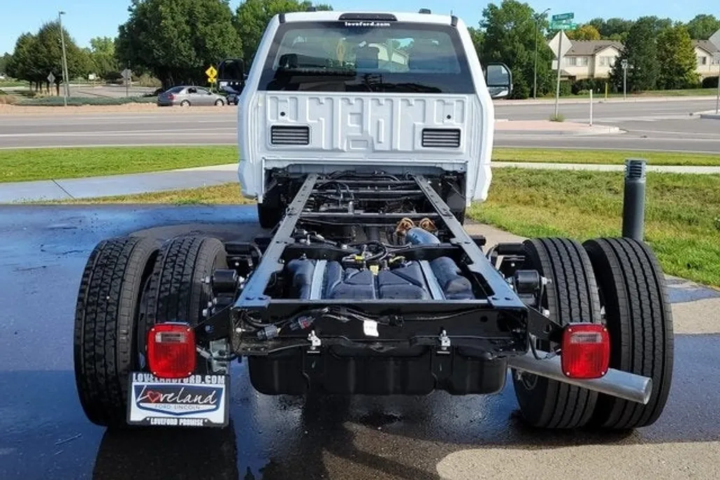 2026 Ford F-600 photo 1
