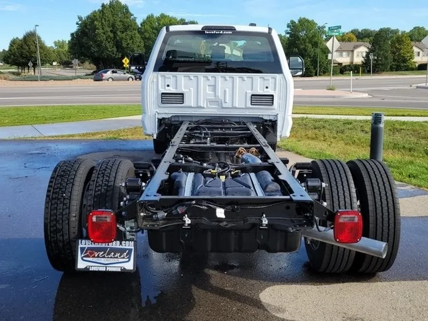 2026 Ford F-600 photo 1